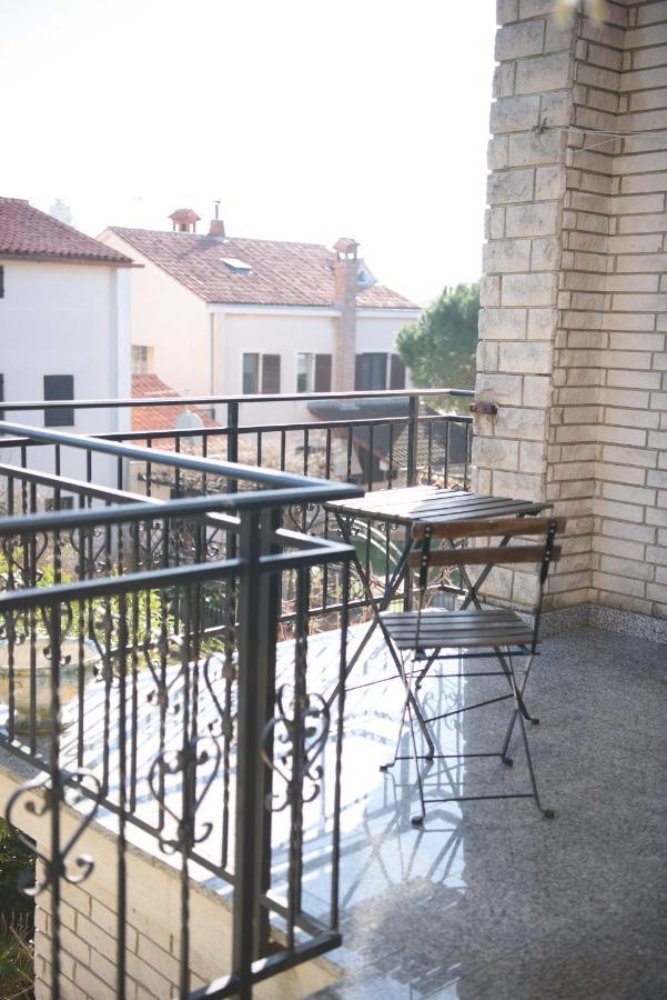 Villa Claudia Lemon Appartment Premantura Exterior foto